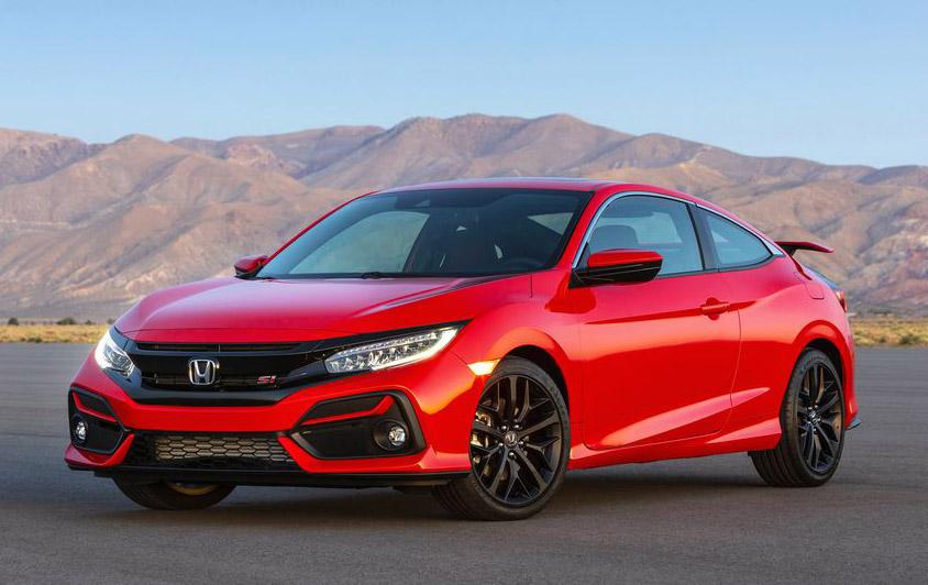 Небольшие изменения добавили резвости двухдверной Honda Civic Si