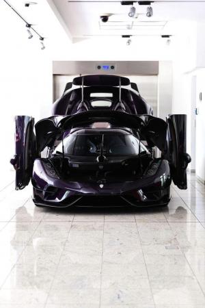 Koenigsegg Regera Purple Carbon 2019 года