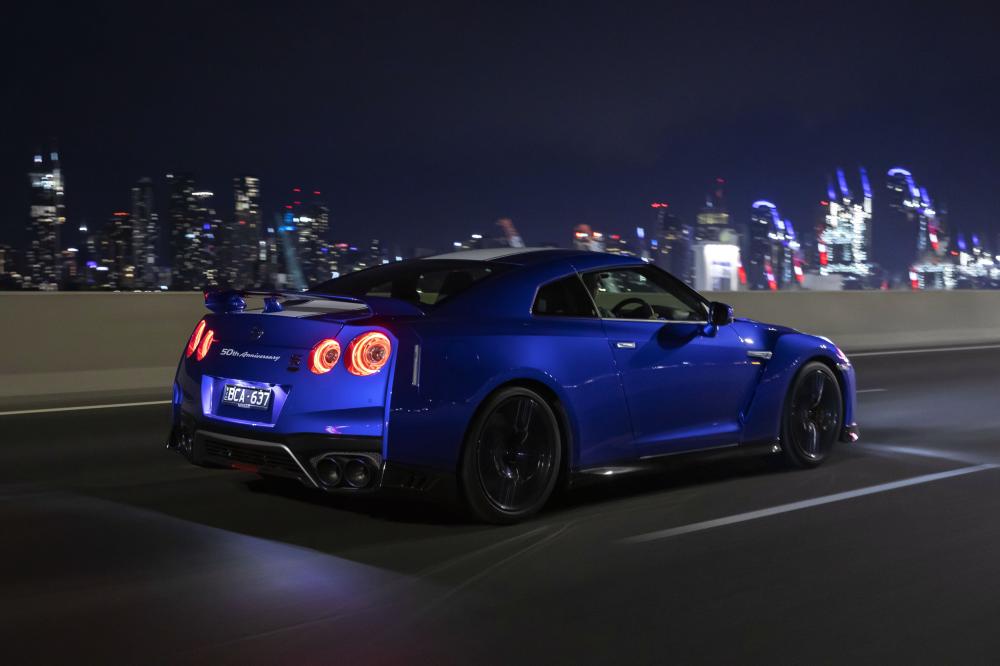 Nissan GTR 35 stock