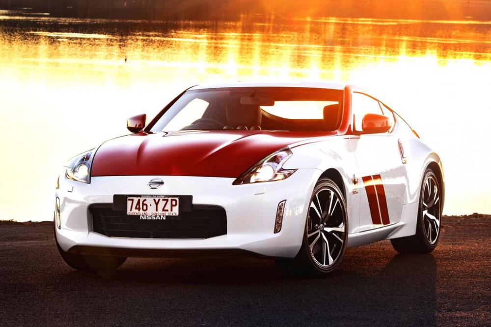 К золотому юбилею прибывает Nissan 370Z