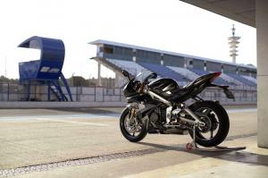 Triumph Daytona Moto2 765 2019 года