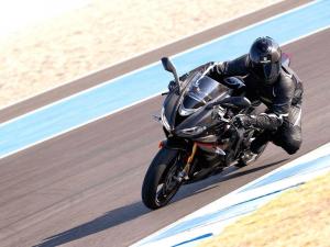 Triumph Daytona Moto2 765 2019 года