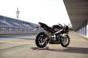 Triumph Daytona Moto2 765 2019 года