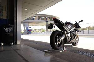 Triumph Daytona Moto2 765 2019 года