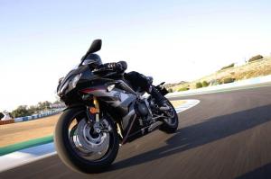 Triumph Daytona Moto2 765 2019 года