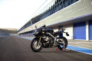Triumph Daytona Moto2 765 2019 года
