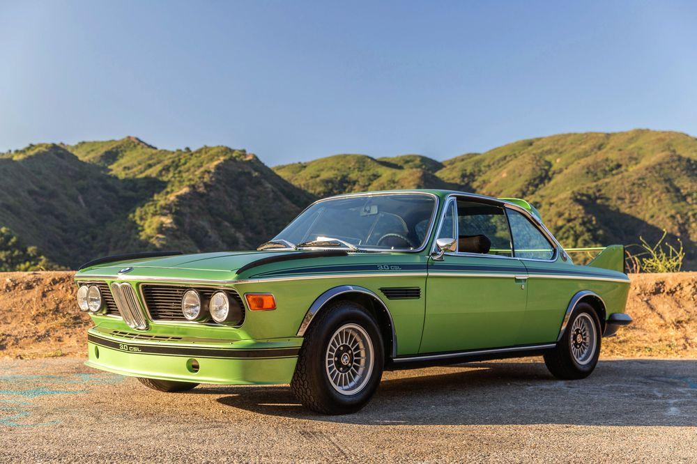 Bring A Trailer выставил на продажу гоночный BMW 3.0 CSL 1974 года