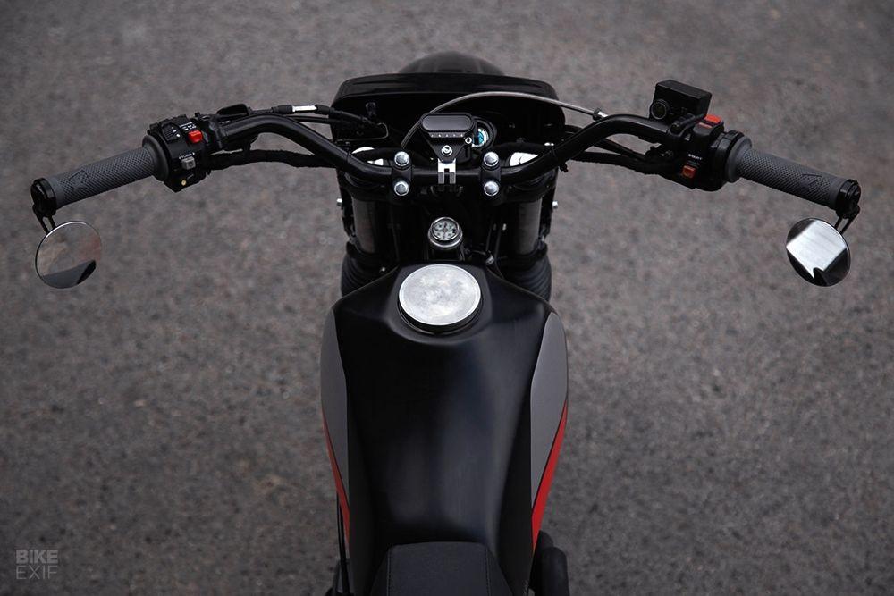 Honda Dominator NX650 by Differs