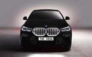 Всепоглощающий черный BMW X6