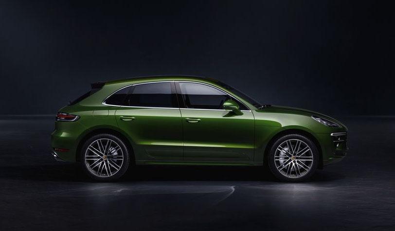 Заряженный Porsche Macan Turbo уже в России