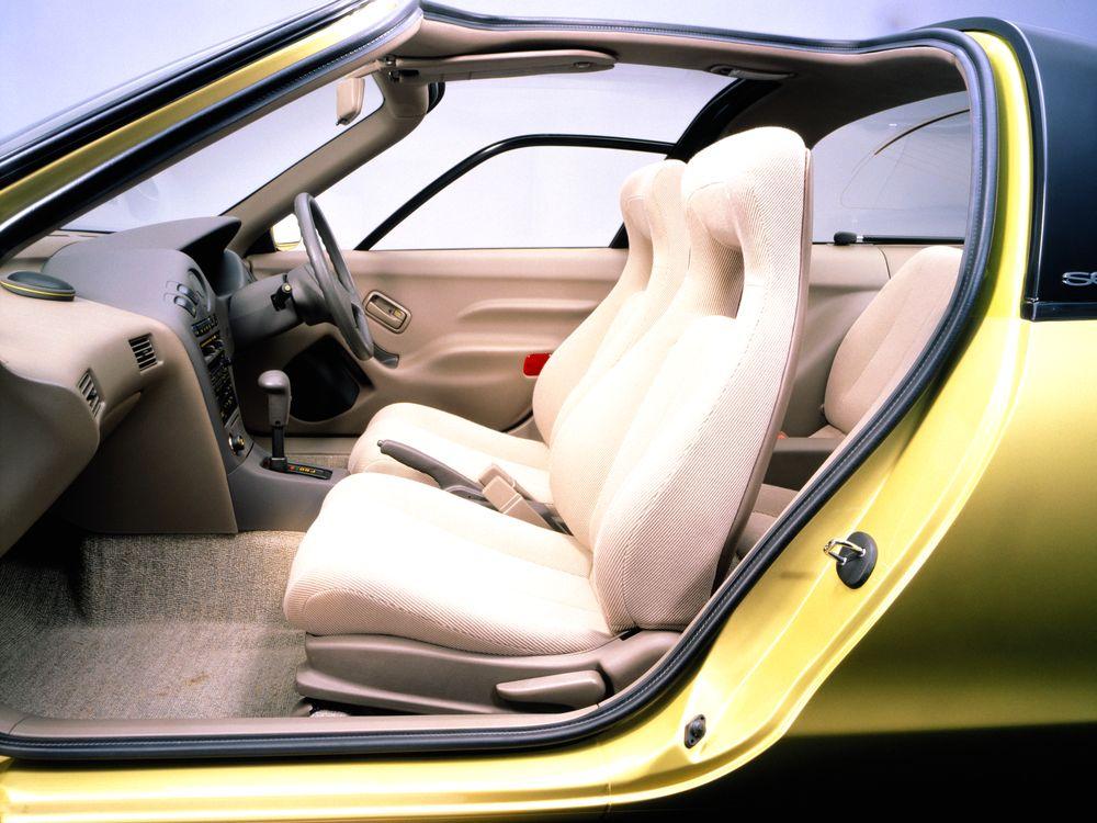 Toyota Sera выпускаемый с 1990 по 1995 год