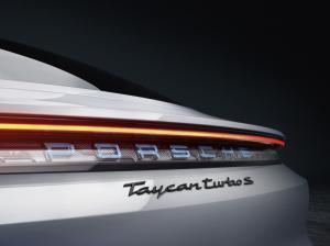 Porsche Taycan Turbo S 2019 года