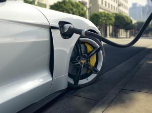 Porsche Taycan Turbo S 2019 года