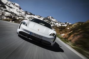 Porsche Taycan Turbo S 2019 года
