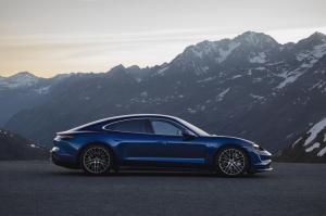 Porsche Taycan Turbo 2019 года