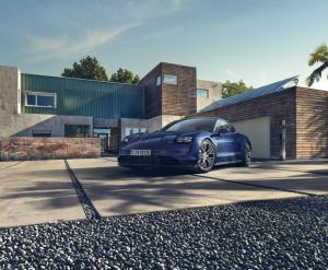 Porsche Taycan Turbo 2019 года
