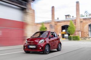Smart EQ ForTwo Cabrio 2019 года