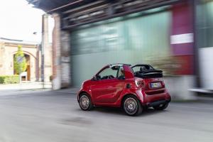 Smart EQ ForTwo Cabrio 2019 года