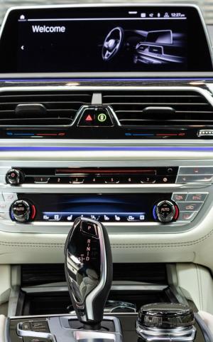 BMW M760Li xDriver Atlantis Blue by Abu Dhabi Motors