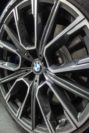BMW M760Li xDriver Atlantis Blue by Abu Dhabi Motors