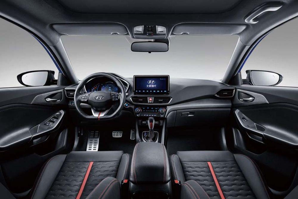 Хендай Элантра или Лафеста