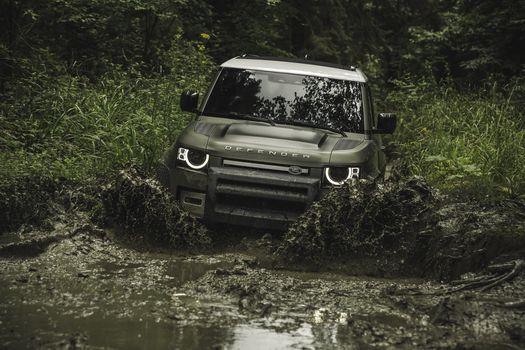 2020 Land Rover Defender 90 D240 SE Explorer Pack