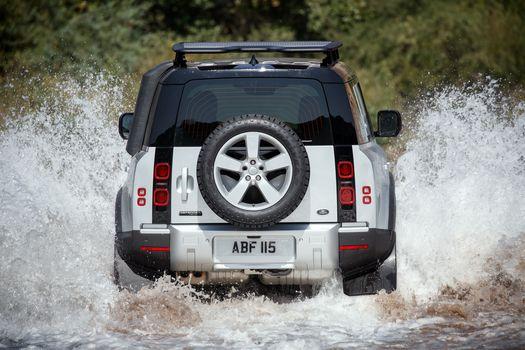 2020 Land Rover Defender 110 Explorer Pack First Edition