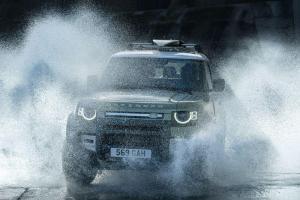 Land Rover Defender 90 D240 SE Adventure Pack 2020 года