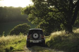 Land Rover Defender 90 D240 SE Explorer Pack 2020 года