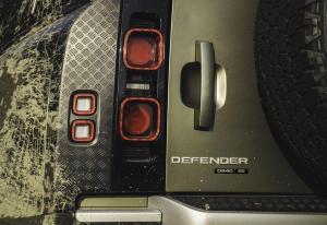 Land Rover Defender 90 D240 SE Explorer Pack 2020 года