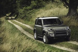 Land Rover Defender 90 D240 SE Explorer Pack 2020 года