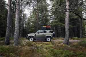 Land Rover Defender 90 D240 SE Explorer Pack 2020 года