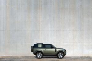 Land Rover Defender 90 D240 SE Urban Pack 2020 года