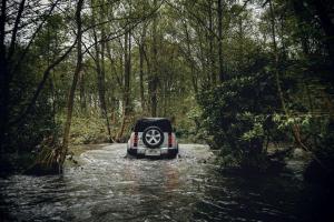 Land Rover Defender 110 Country Pack First Edition 2020 года
