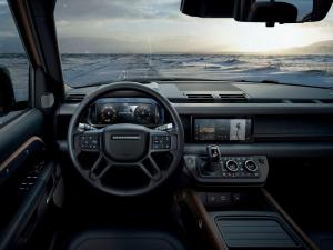 Land Rover Defender 110 P400 X 2020 года