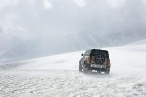 Land Rover Defender 110 P400 X 2020 года