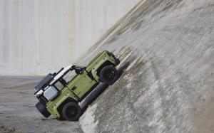 Land Rover Defender by LEGO Technic