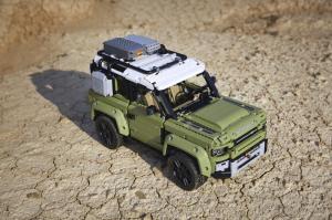 Land Rover Defender by LEGO Technic