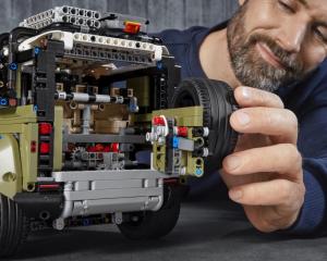Land Rover Defender by LEGO Technic