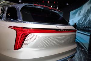 HongQi E115