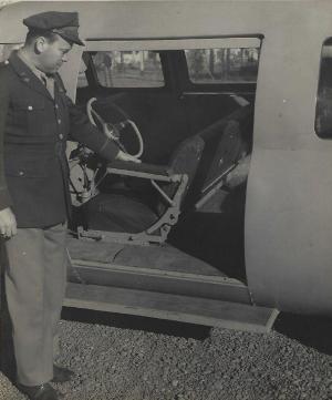 Surlesmobile 1945 года