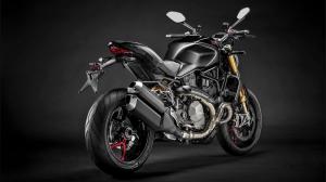 Ducati Monster 1200S Black on Black 2020 года