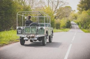 Land Rover Defender 1948 года