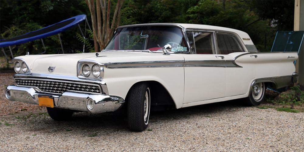 Ford Galaxie Town Sedan
