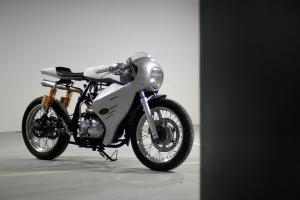 Кастомный Royal Enfield Continental GT 535