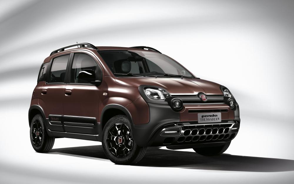 Trussardi подарила новый облик Fiat Panda