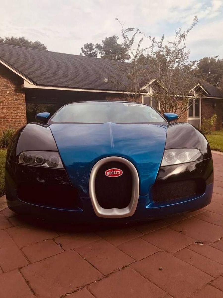 Подделка Bugatti Veyron имеет цену в 20 раз меньше, чем настоящий  автомобиль от бренда