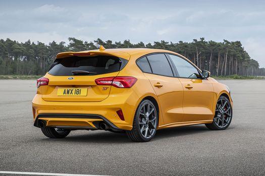 Ford Focus ST 2019 года
