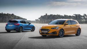 Обзор Ford Focus ST: яркий, быстрый хетчбэк