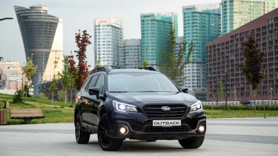 Стала известной стоимость новой Subaru Outback – машины в особом черном исполнении